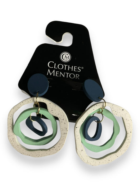 Earrings Dangle/drop By Clothes Mentor