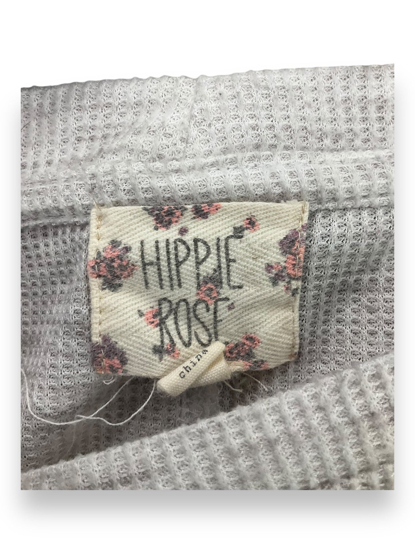 Top Long Sleeve By Hippie Rose In Grey, Size: Xl