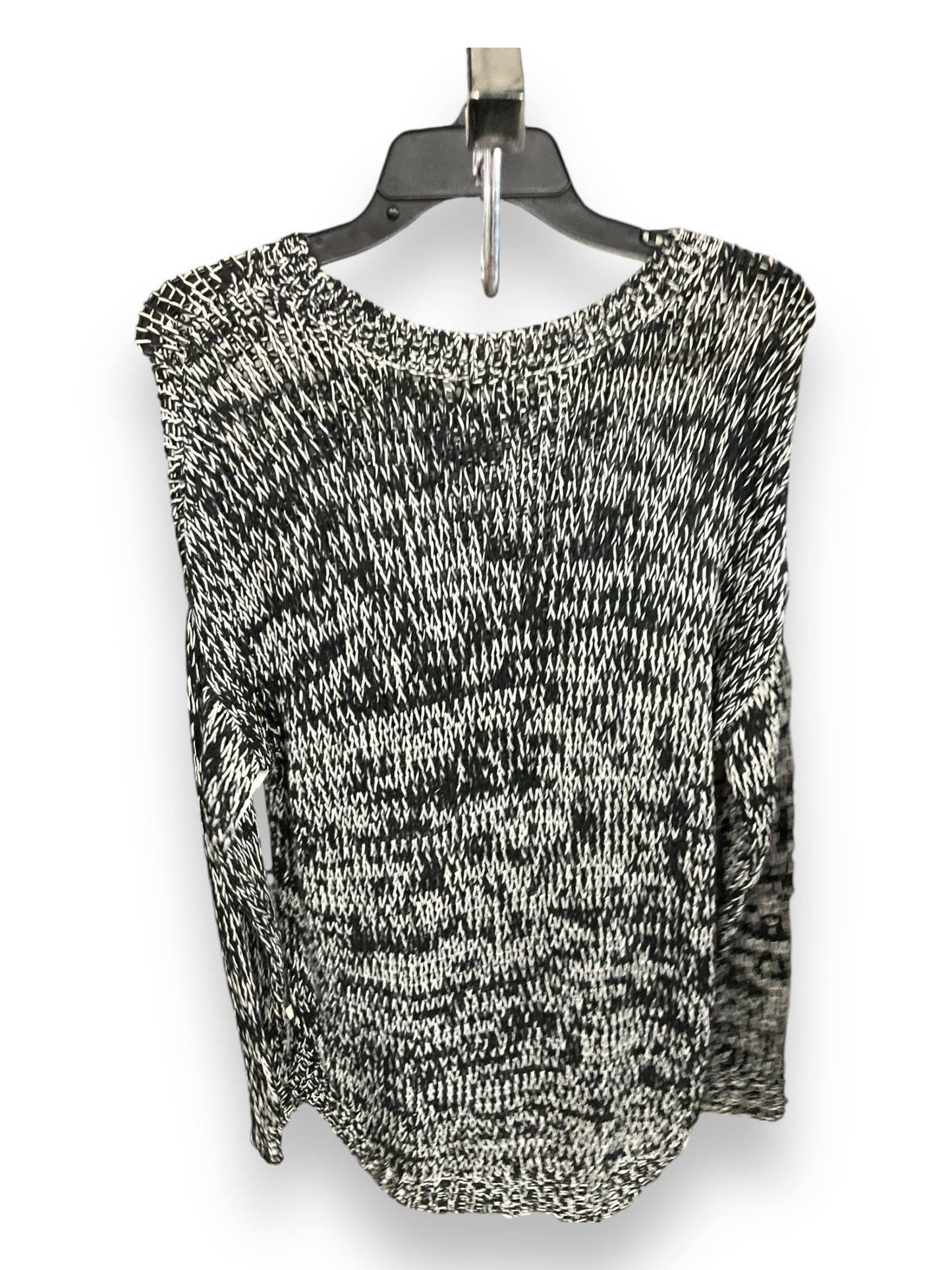 Sweater By American Eagle In Black & White, Size: L