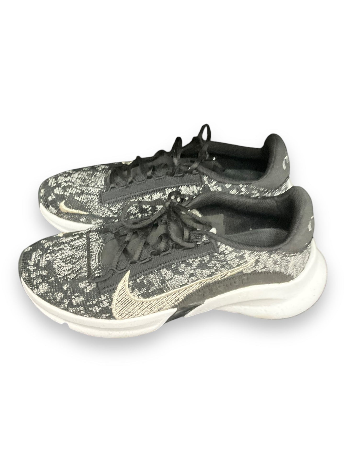 Shoes Athletic By Nike In Black & White, Size: 10