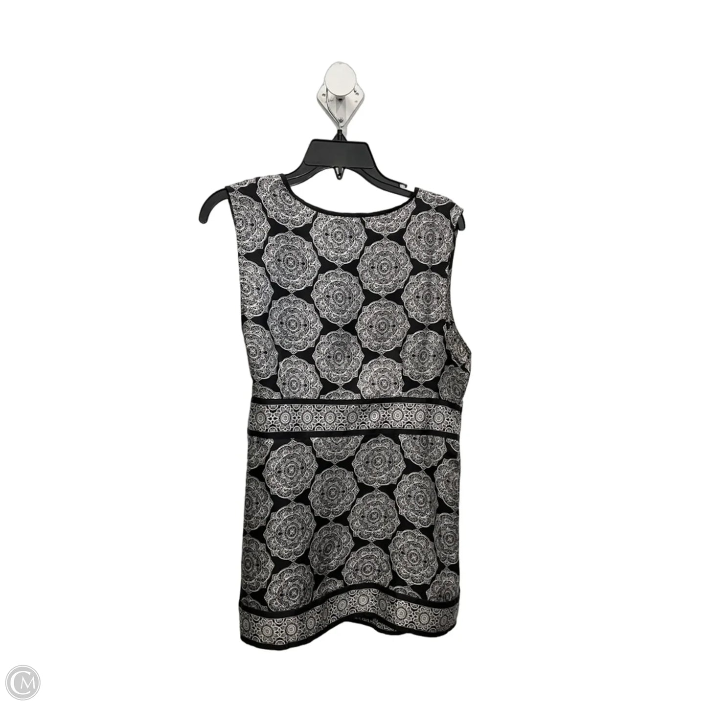 Top Sleeveless By White House Black Market In Black & White, Size: Xl