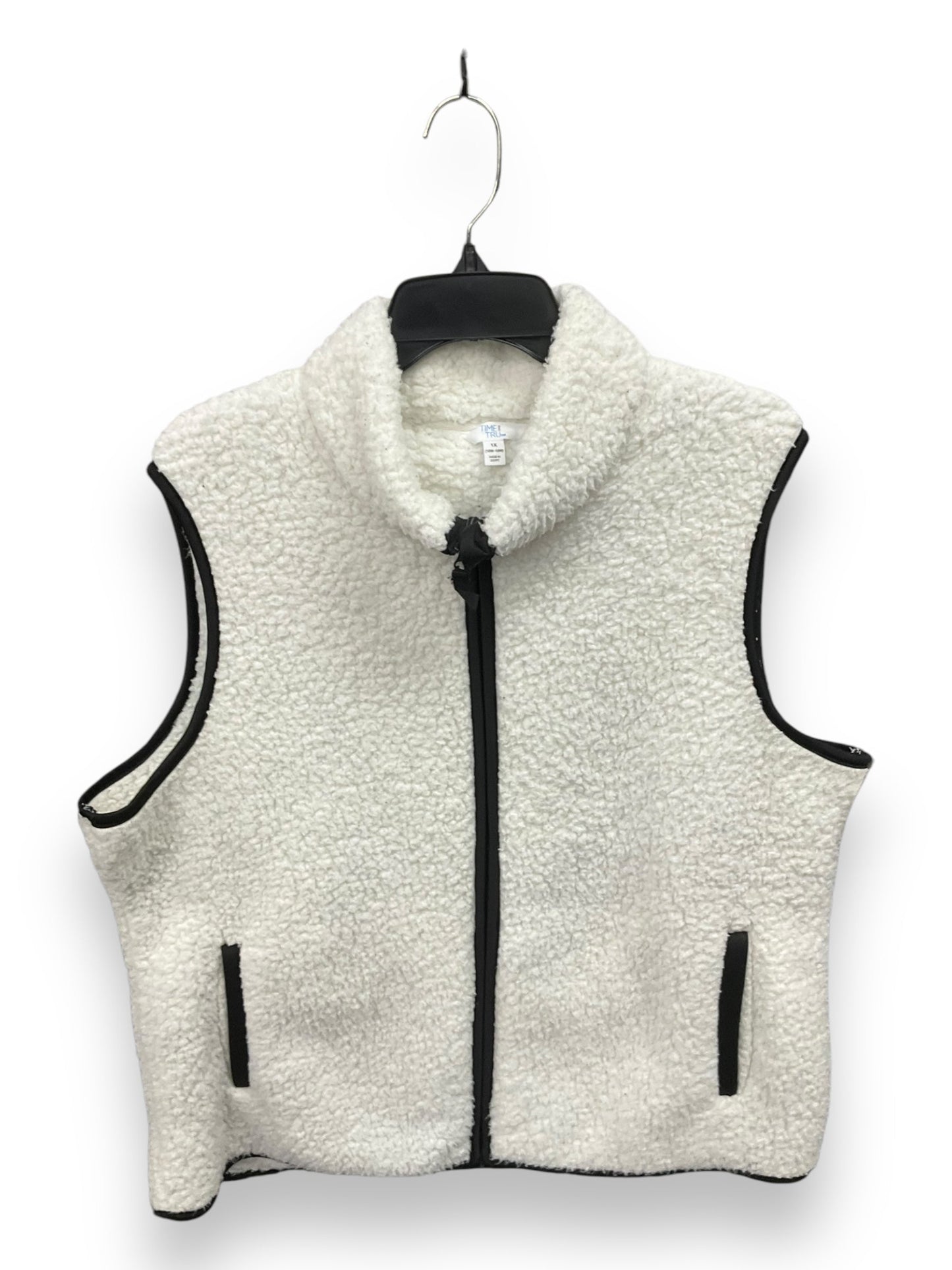 Vest Faux Fur & Sherpa By Time And Tru In White, Size: 1x