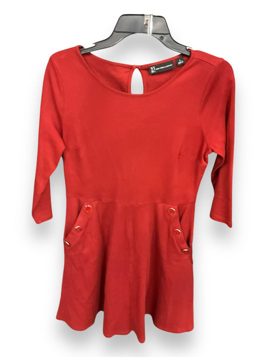 Dress Casual Short By New York And Co In Red, Size: S