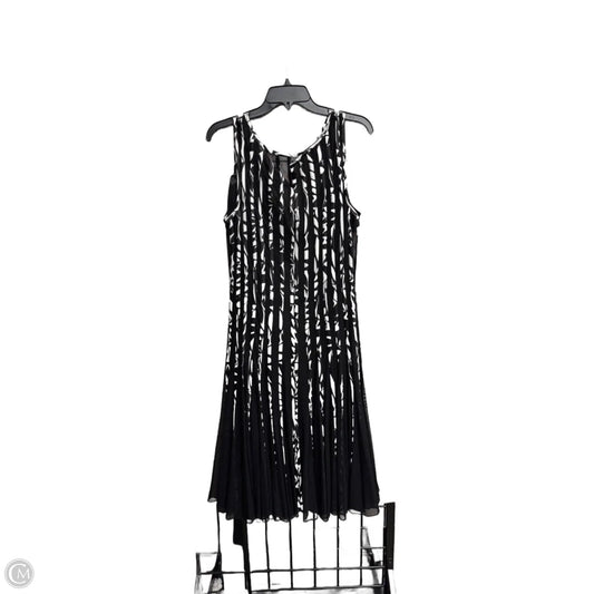 Dress Designer By Xscape In Black & White, Size: 16