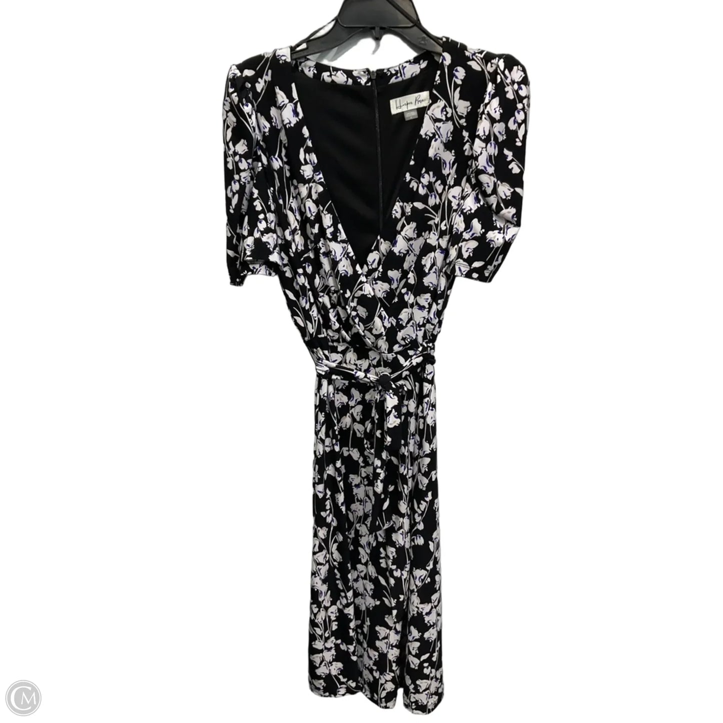 Dress Casual Midi By Clothes Mentor In Black & White, Size: M