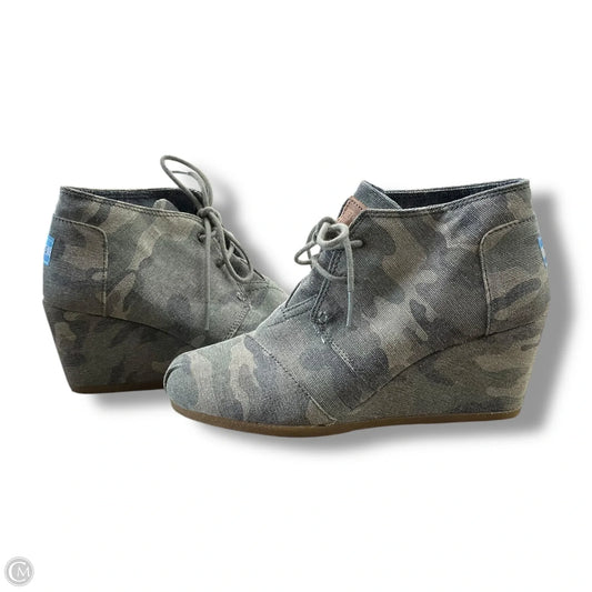 Shoes Heels Wedge By Toms In Camouflage Print, Size: 8