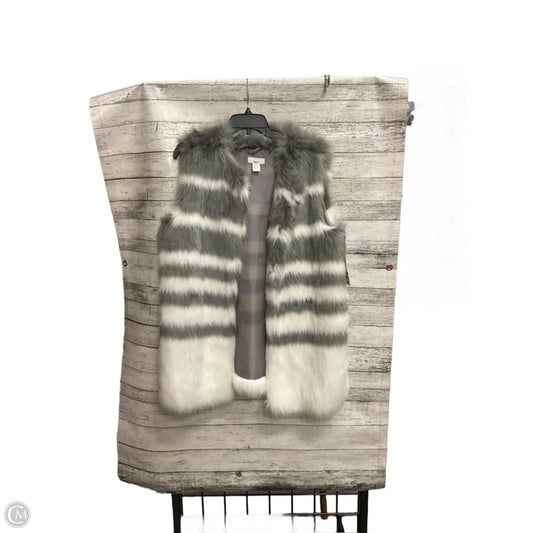 Vest Faux Fur & Sherpa By Bar Iii In Grey & White, Size: L
