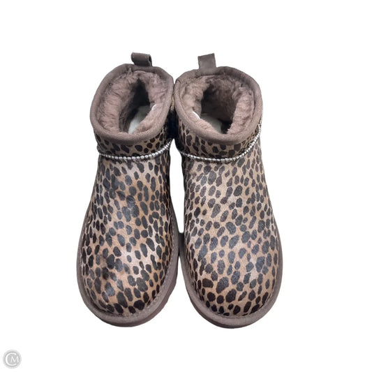 Boots Designer By Ugg In Animal Print, Size: 7