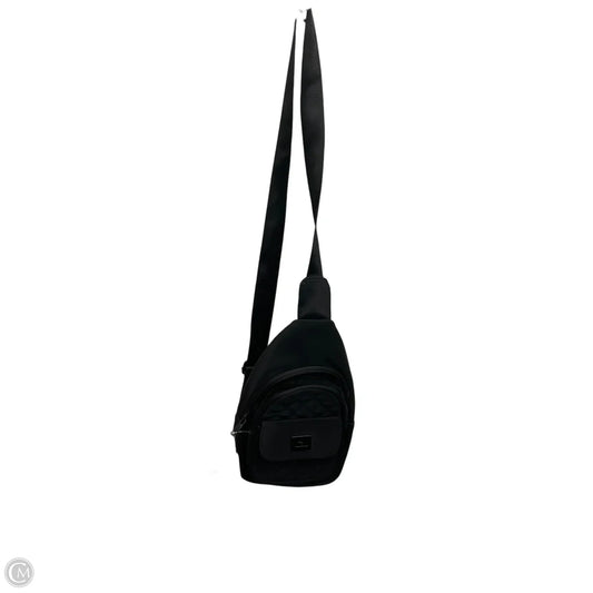Crossbody By Clothes Mentor, Size: Medium