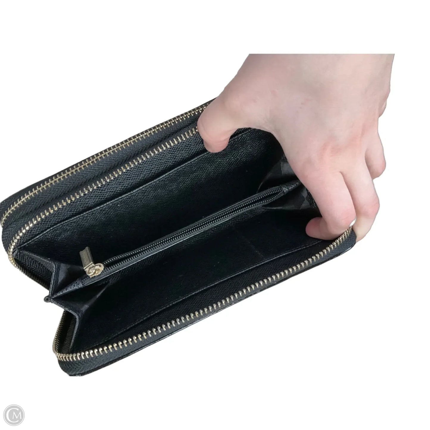 Wallet By Clothes Mentor, Size: Medium