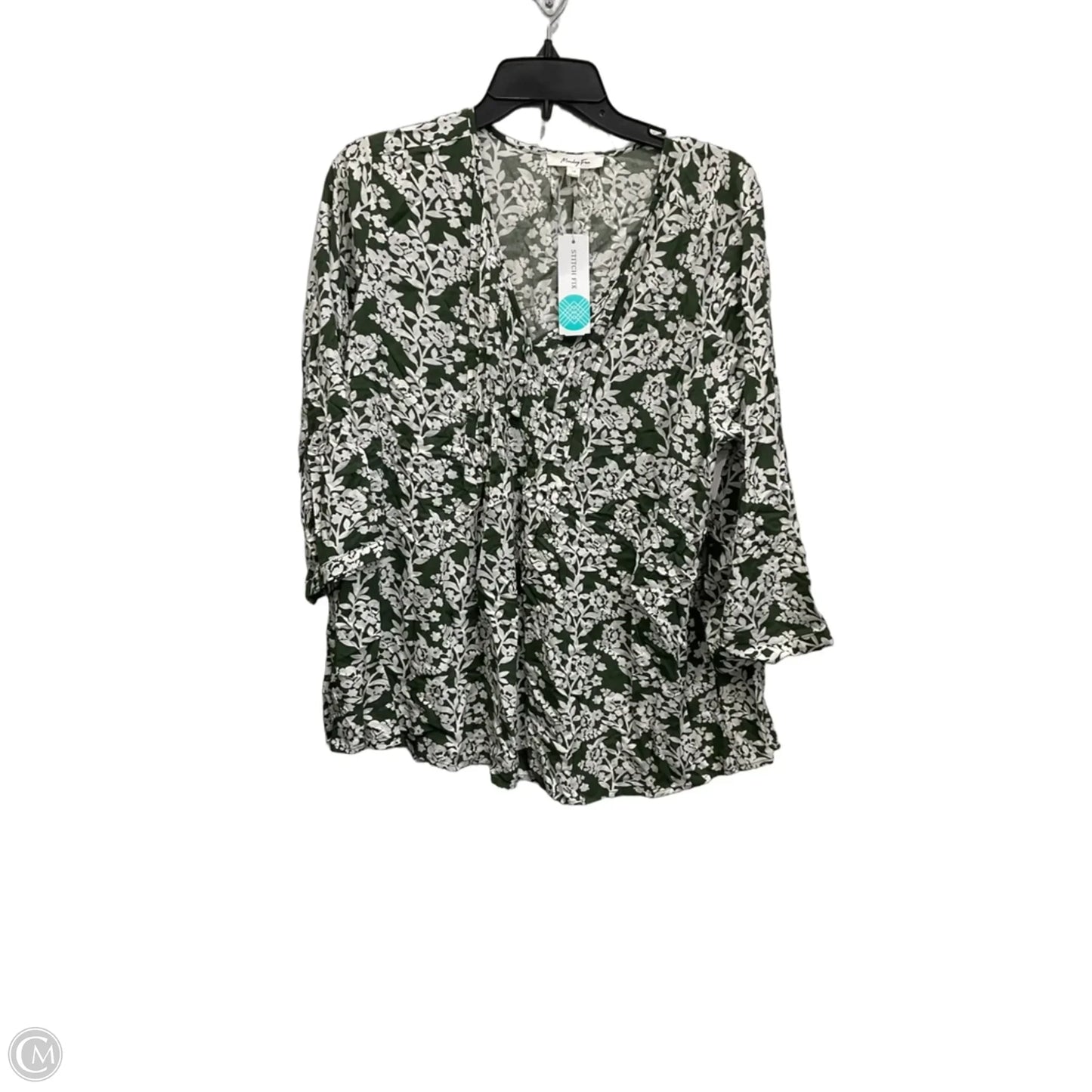 Top Long Sleeve By Monday Fun In Green & White, Size: 1x