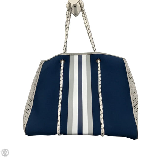 Duffle And Weekender By Clothes Mentor, Size: Large