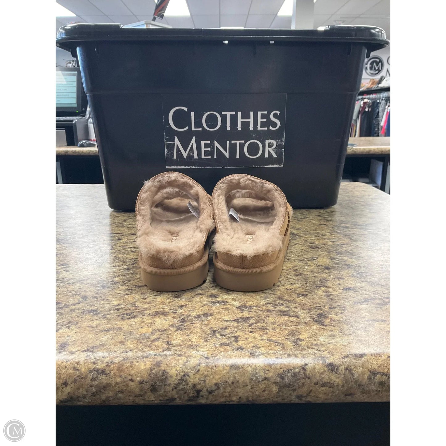 Sandals Designer By Ugg In Brown, Size: 8
