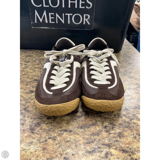 Shoes Sneakers By Dolce Vita In Brown & White, Size: 6.5