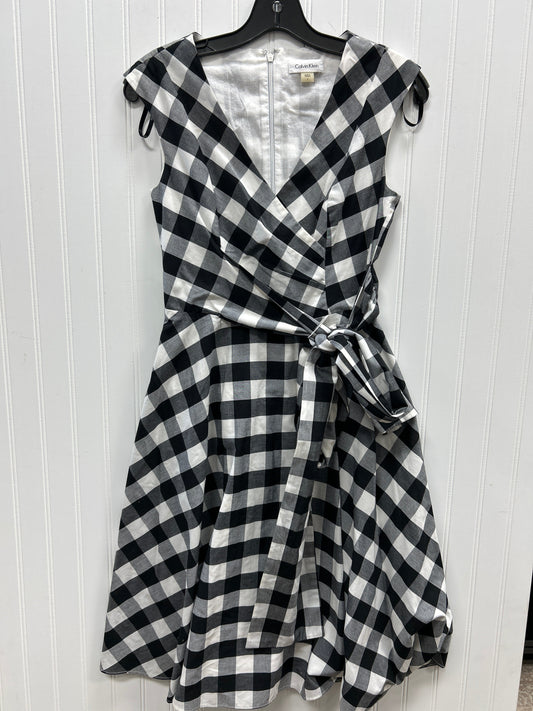 Dress Casual Midi By Calvin Klein In Black & White, Size:2