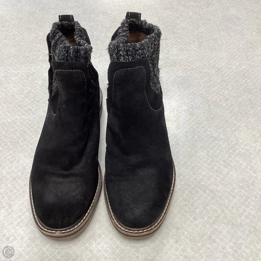 Boots Ankle Flats By Comfortiva In Black & Grey, Size: 9