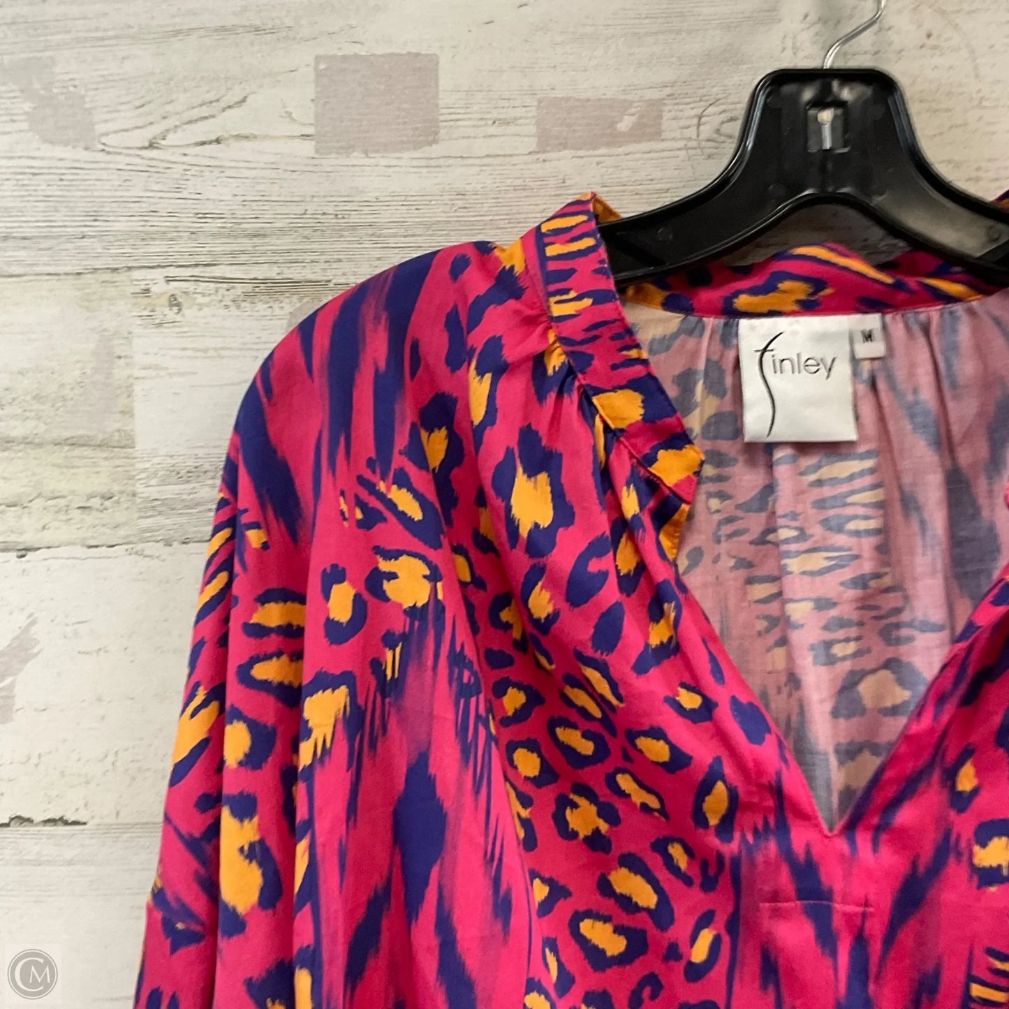 Blouse Long Sleeve By FINLEY In Pink, Size: M