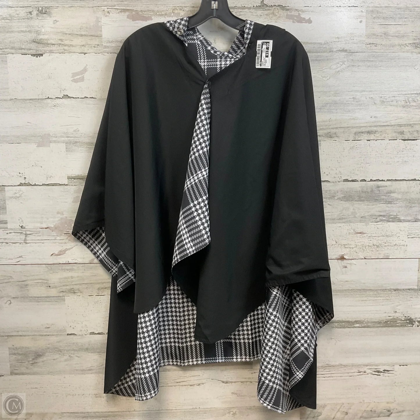 Poncho By Cme In Black & White, Size: Osfm