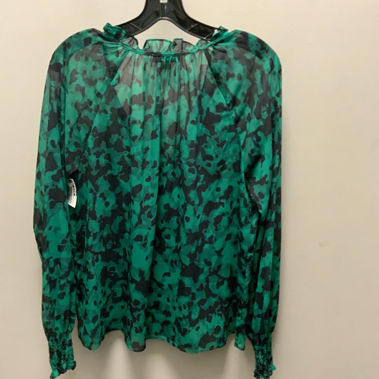 Top Long Sleeve By Allison Joy In Green, Size: M