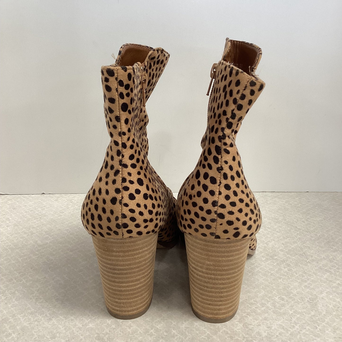 Boots Ankle Heels By  Queen George  In Animal Print, Size: 10