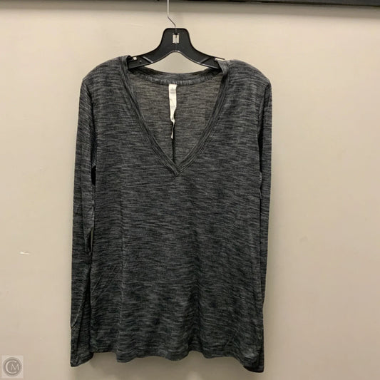 Athletic Top Long Sleeve Crewneck By Lululemon In Grey, Size: L