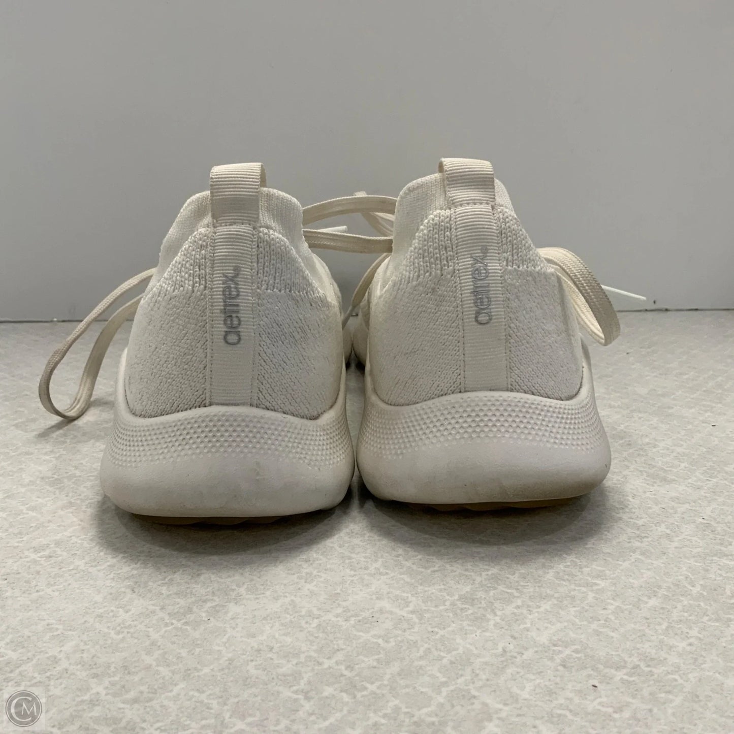 Shoes Athletic By Aetrex In White, Size: 9.5