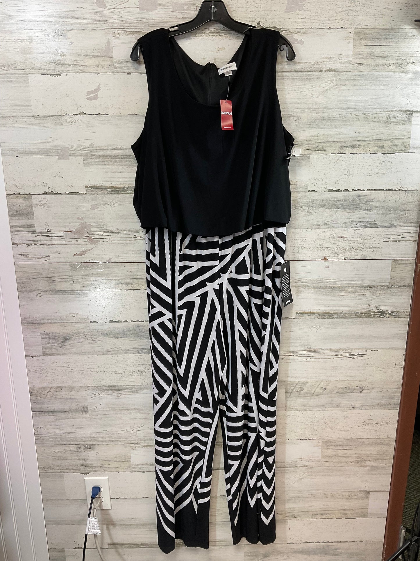 Jumpsuit By Avenue In Black, Size: 2x