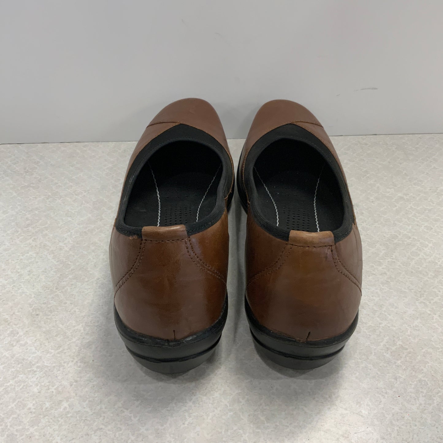 Brown Shoes Flats Romika, Size 7.5