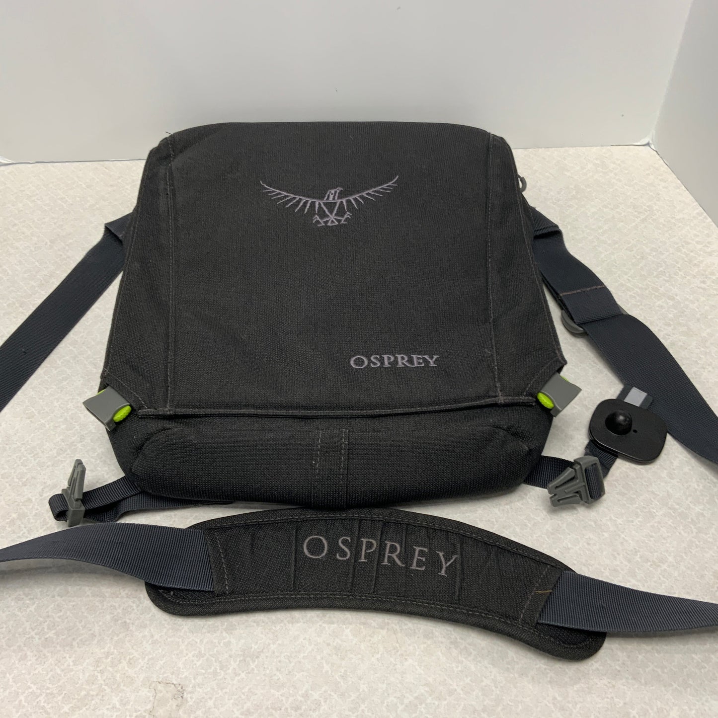 Crossbody By Osprey, Size: Medium