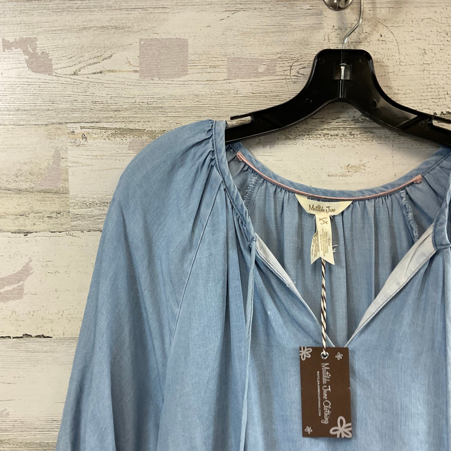 Top Short Sleeve By Matilda Jane In Blue, Size: L