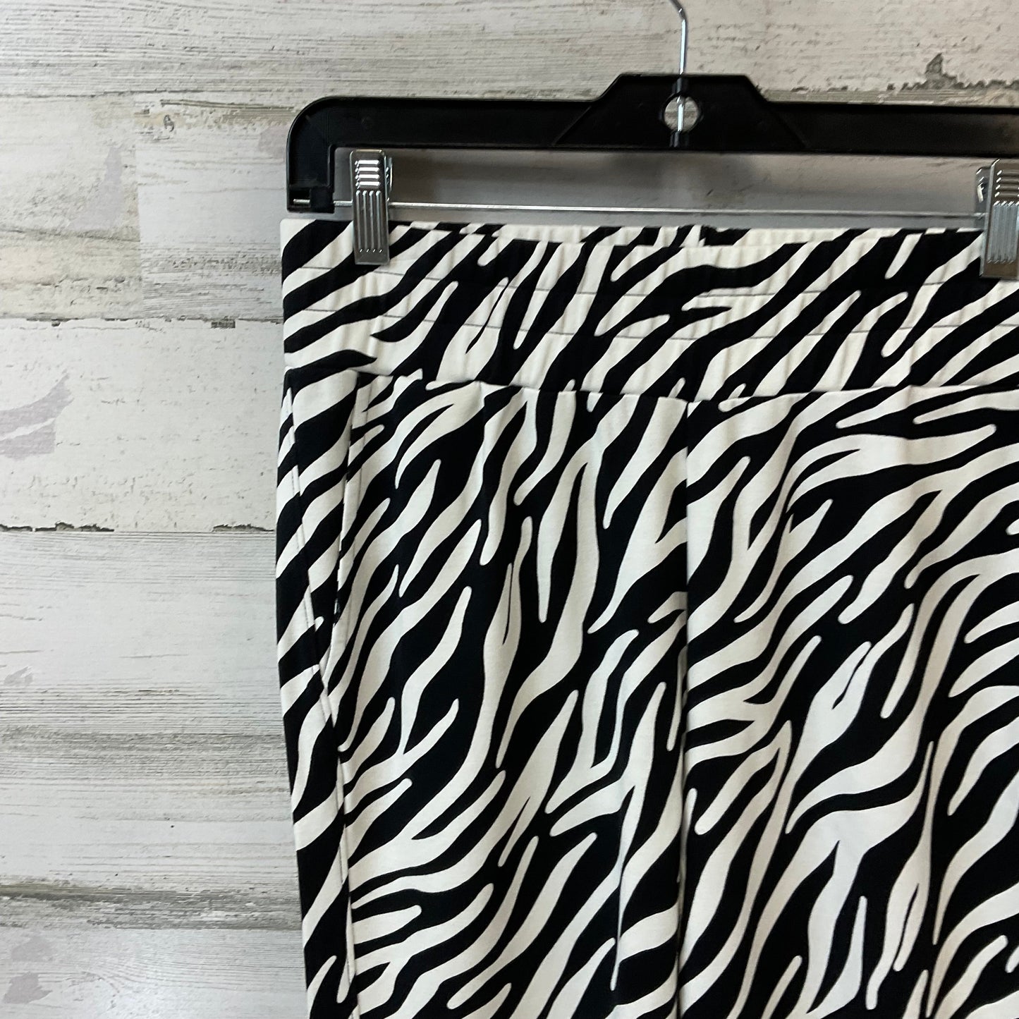 Pants Other By Cabi In Black & White, Size: S