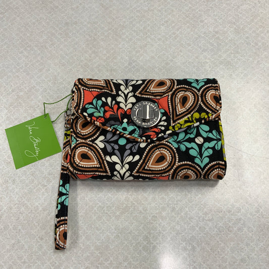 Wristlet By Vera Bradley, Size: Small