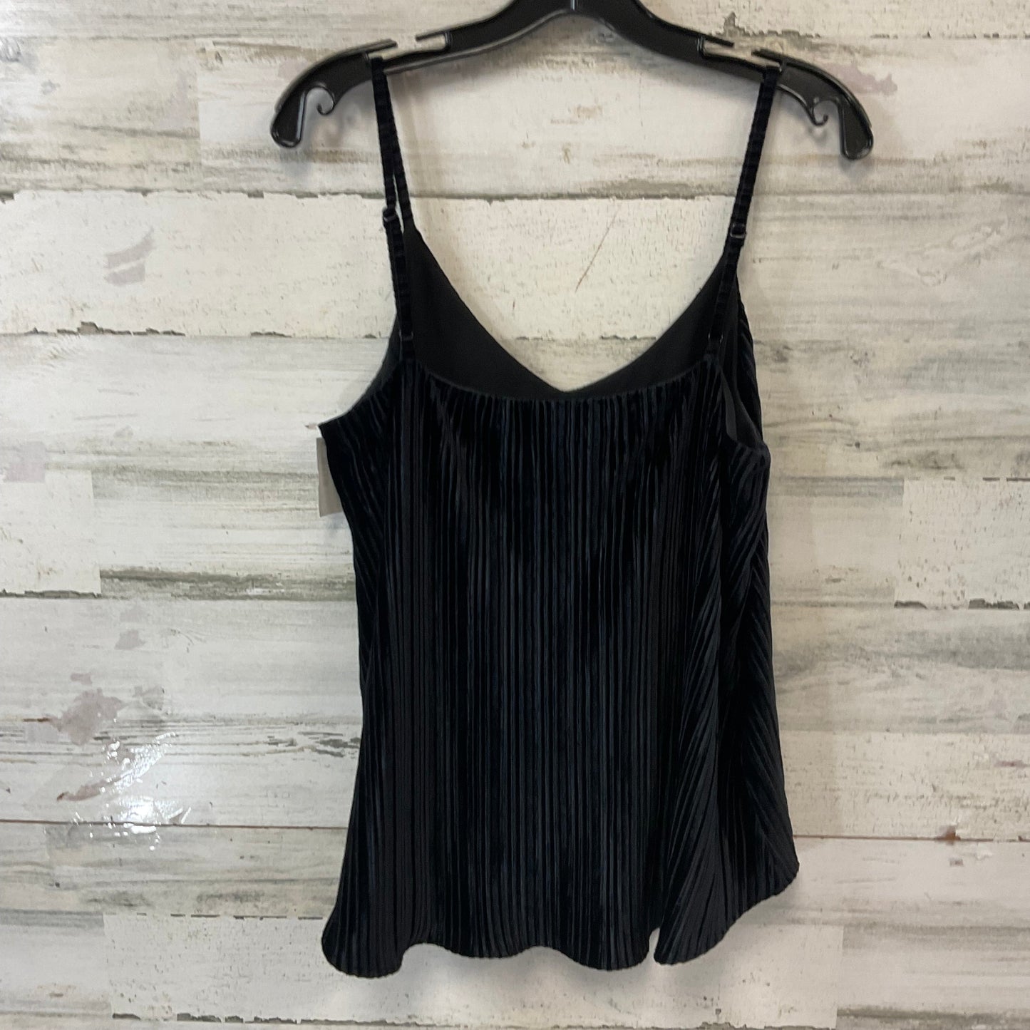 Top Sleeveless By Dalia In Black, Size: M