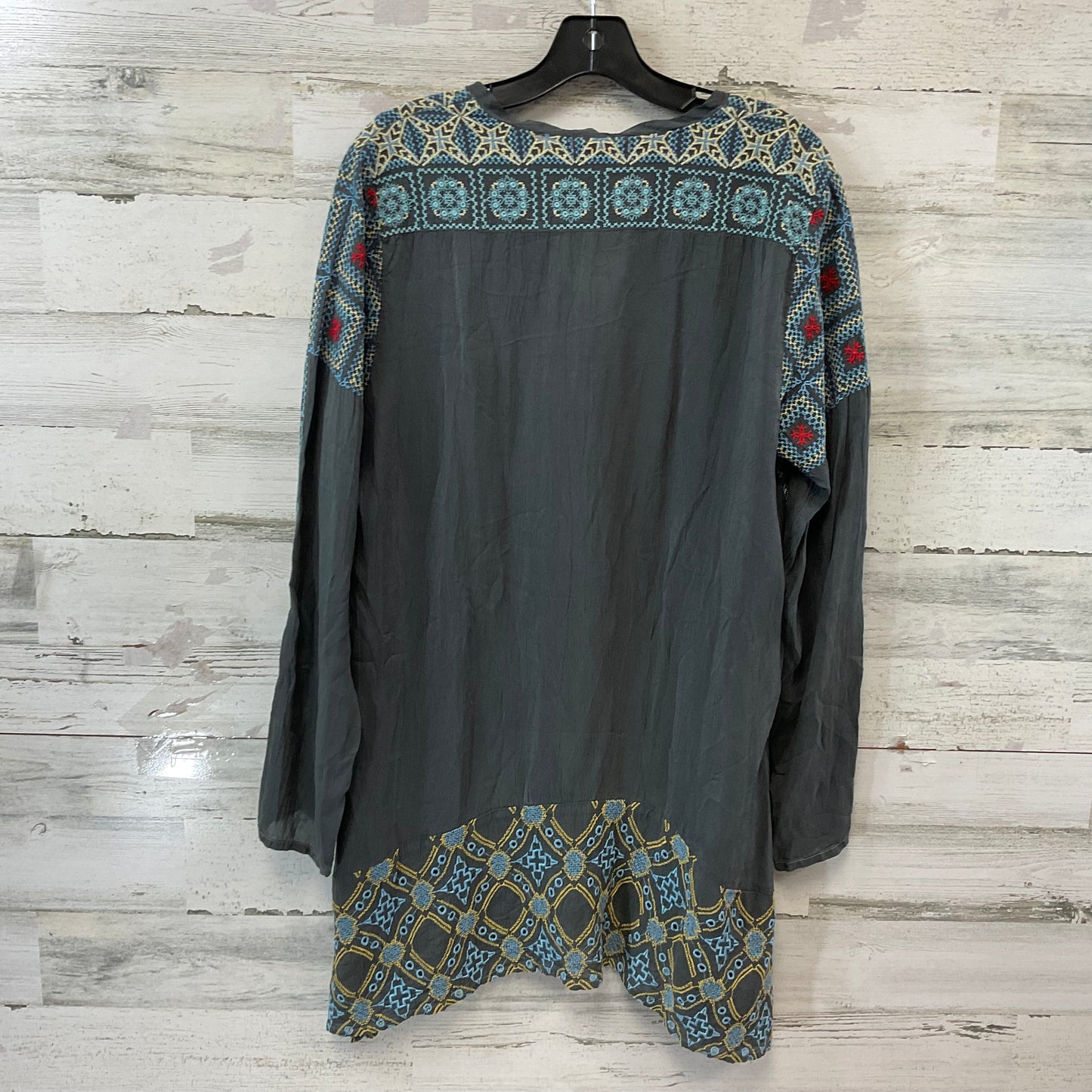 Tunic Long Sleeve By Johnny Was In Grey, Size: L