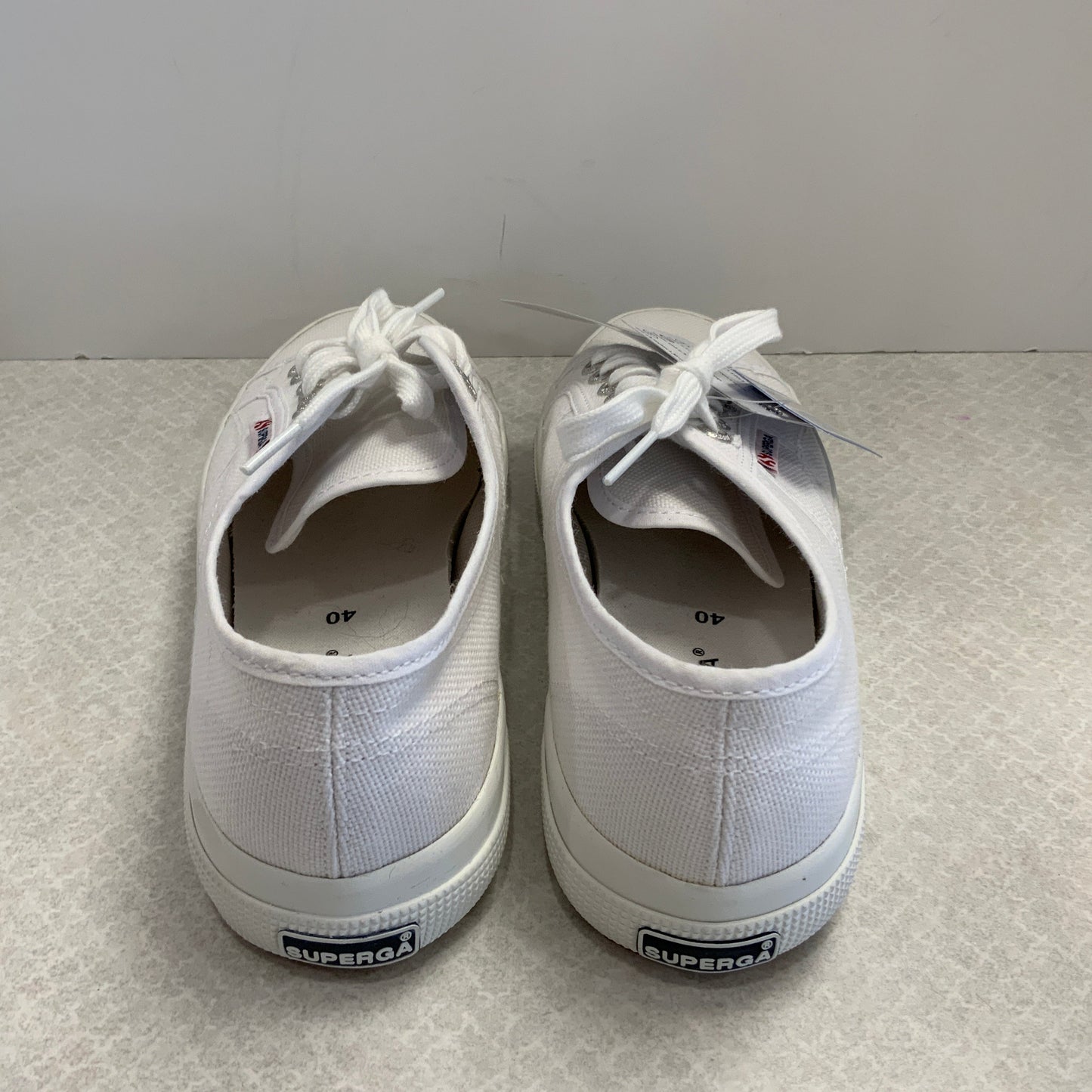 Shoes Sneakers By Superga In White, Size: 9