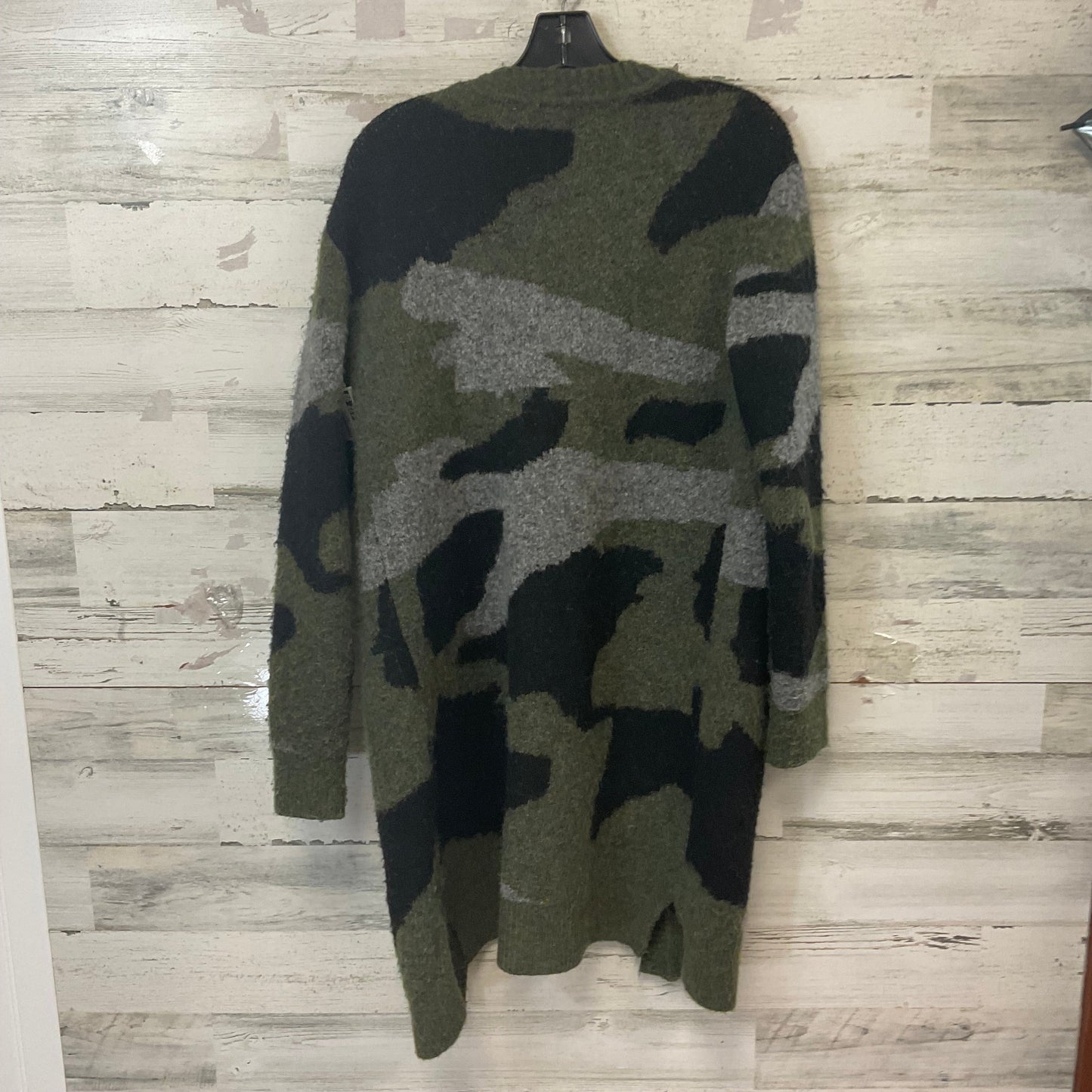 Sweater Cardigan By Rd Style In Camouflage Print, Size: S