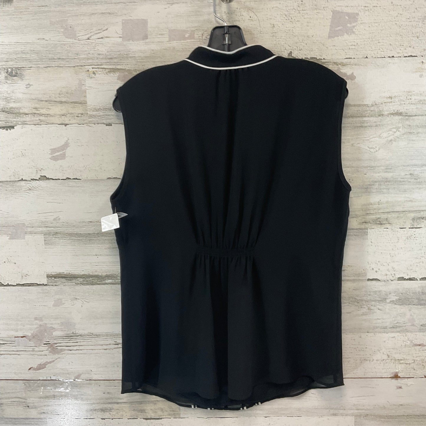 Blouse Sleeveless By White House Black Market In Black, Size: M