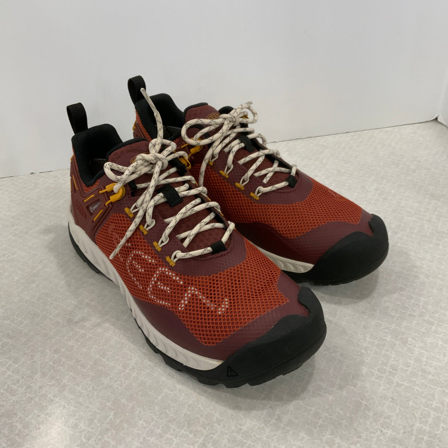 Shoes Sneakers By Keen In Orange, Size: 9.5