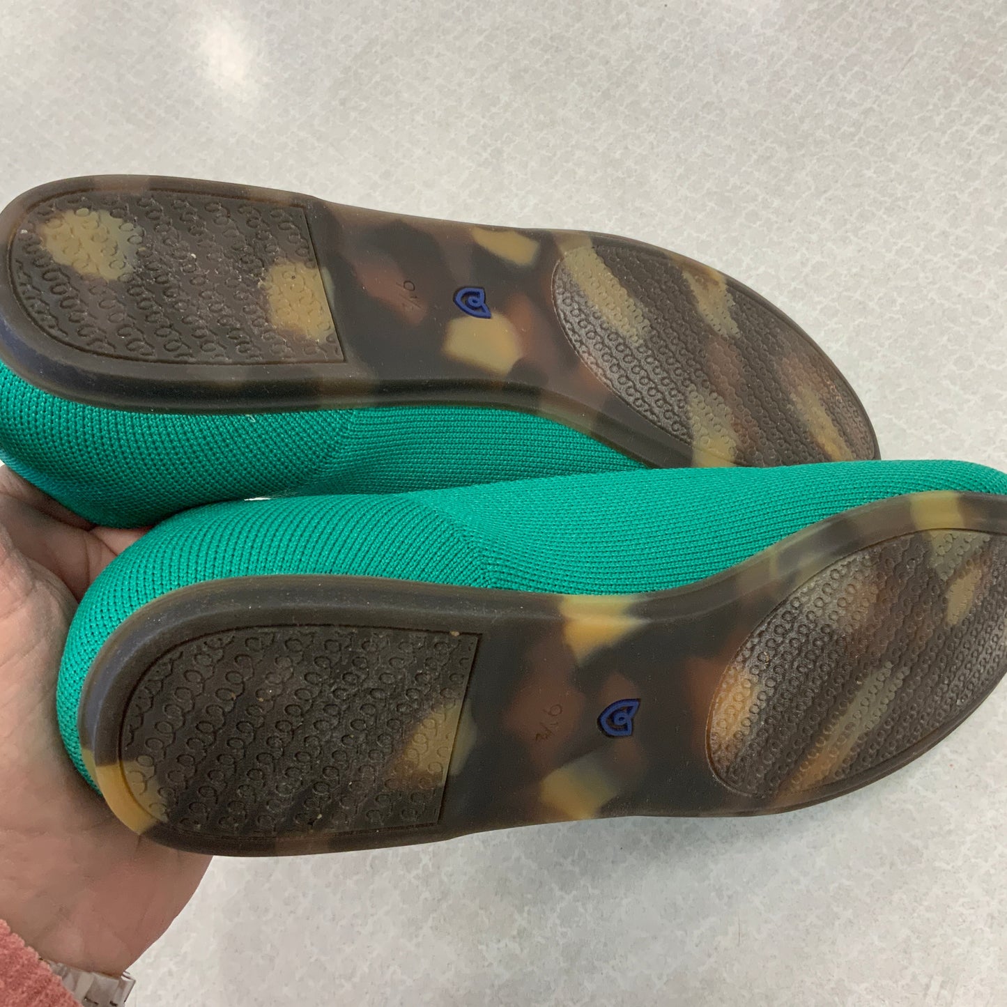 Shoes Flats By Rothys In Green, Size: 9.5