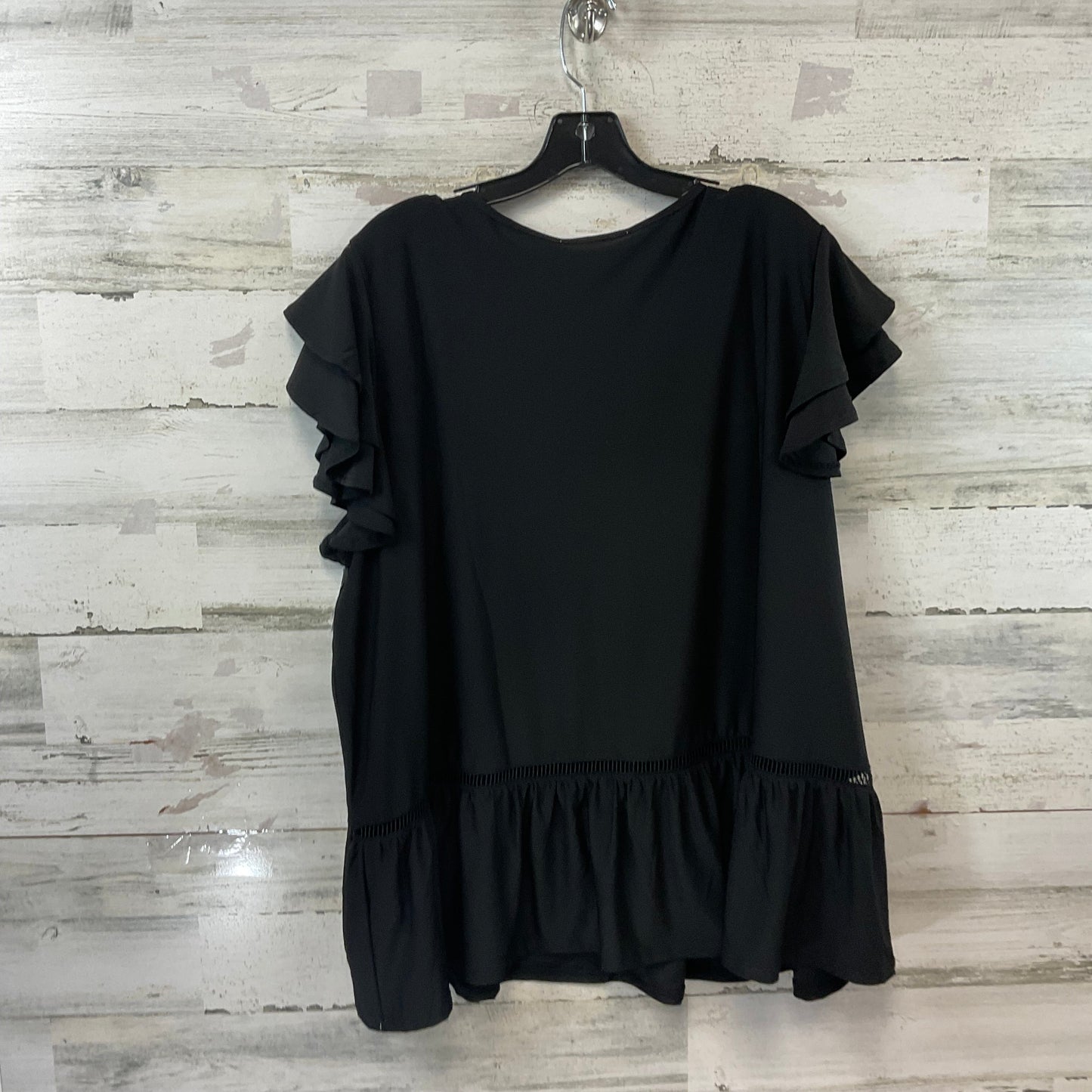 Top Short Sleeve By Sweet Rain In Black, Size: 3x