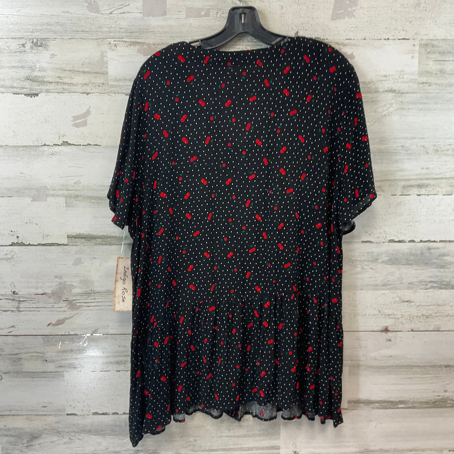 Top Short Sleeve By INDIGO ROSE In Black, Size: 3x