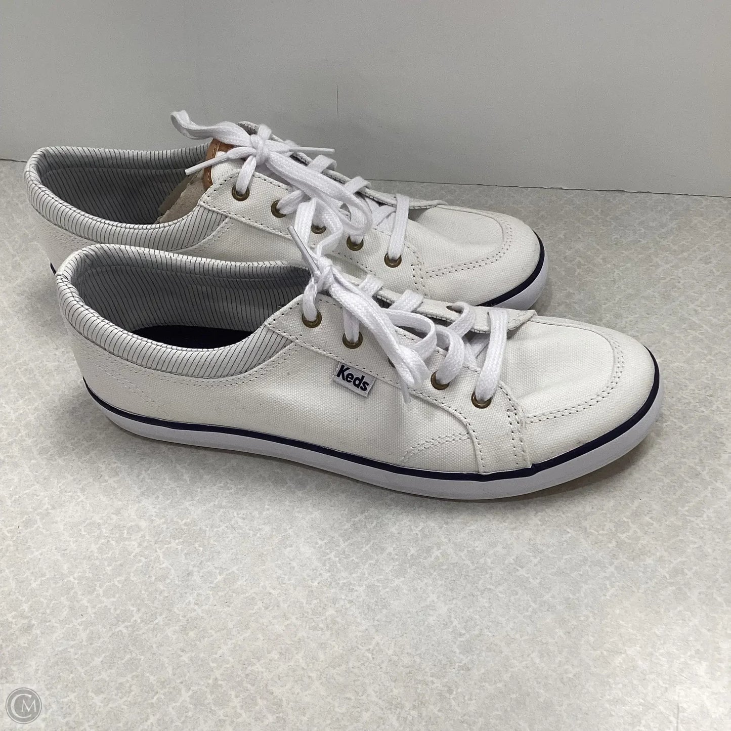 Shoes Sneakers By Keds In White, Size: 6