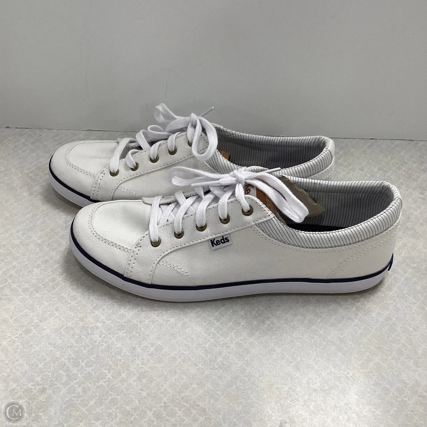 Shoes Sneakers By Keds In White, Size: 6