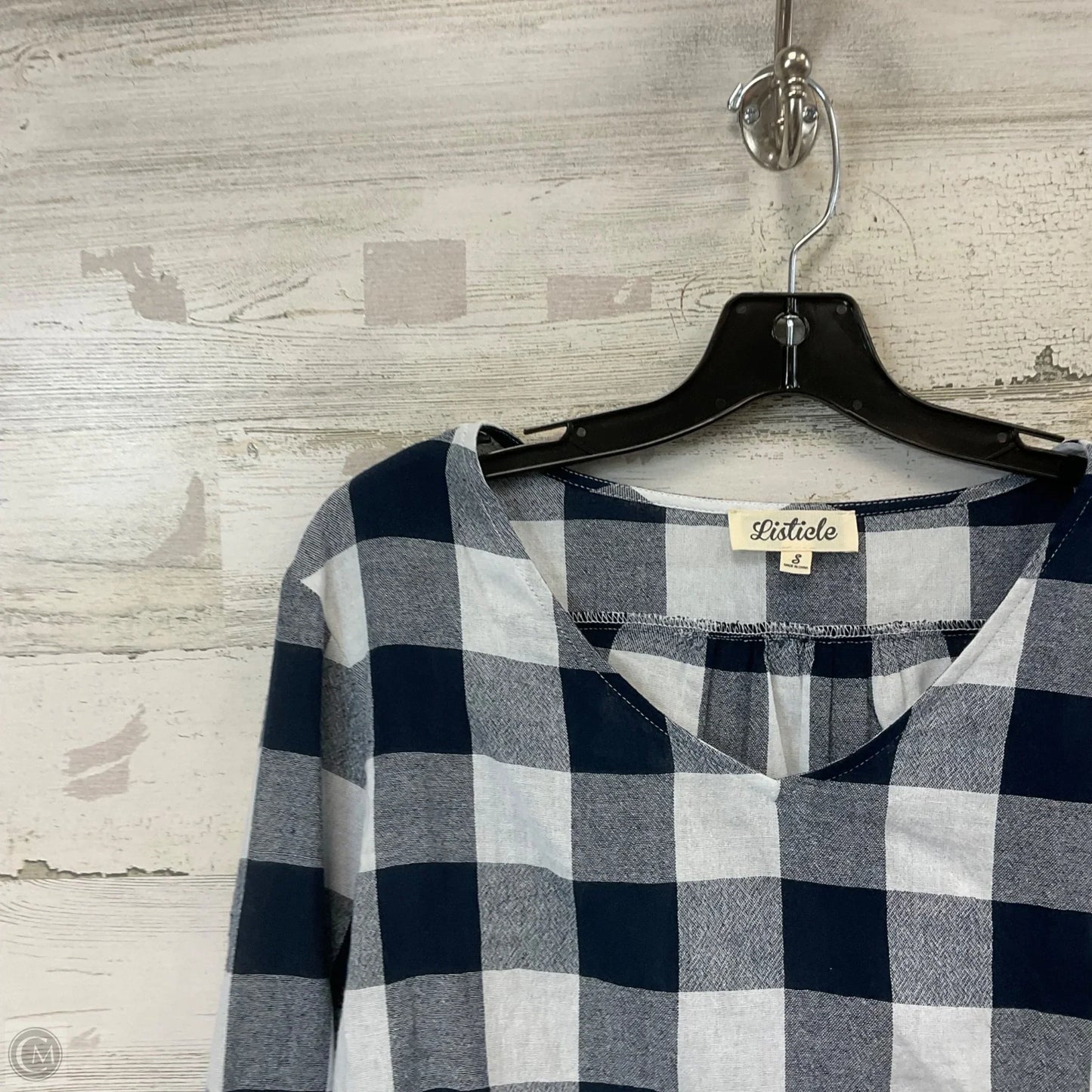 Top Long Sleeve By Listicle In Blue, Size: S