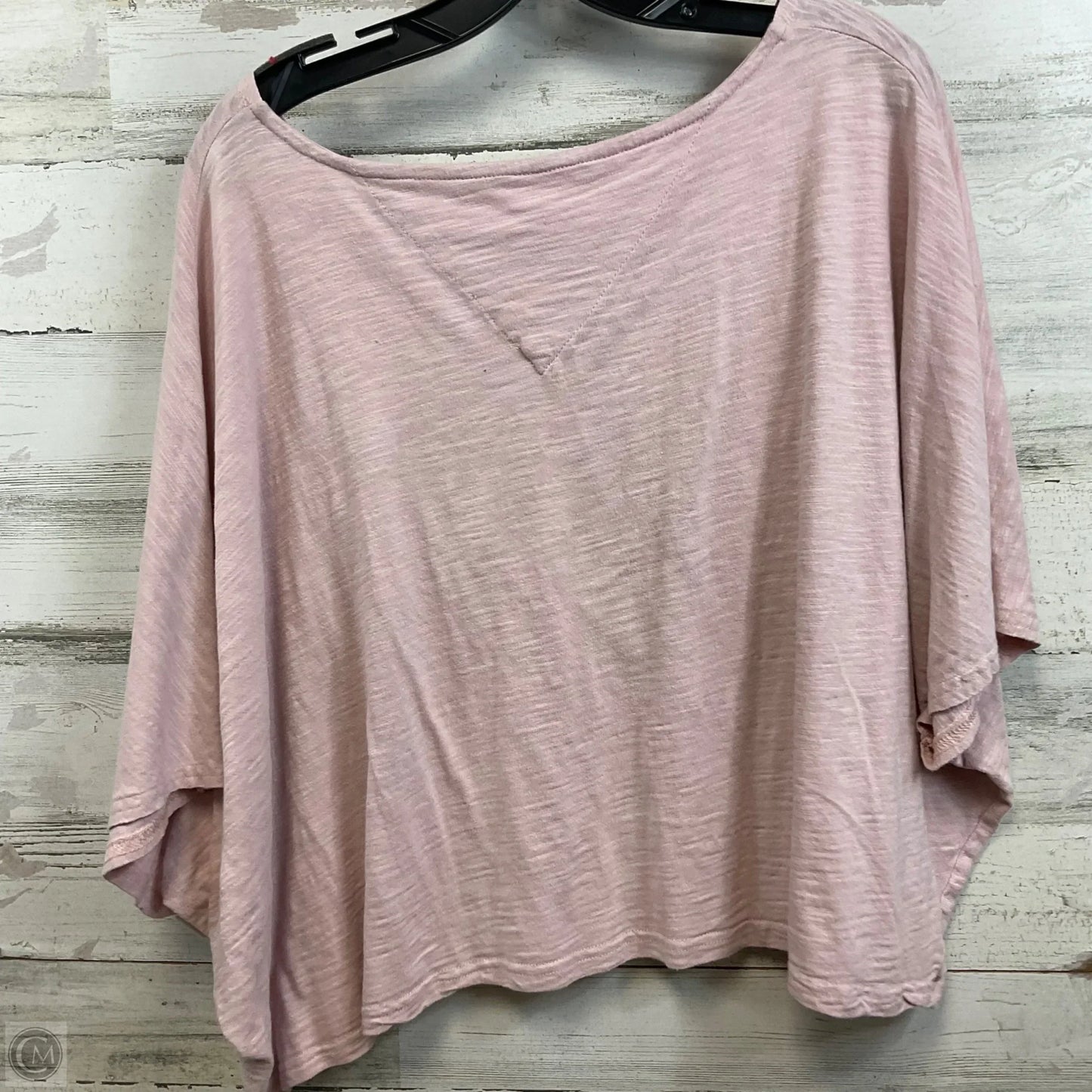 Top Short Sleeve By Mer Sea In Pink, Size: Osfm