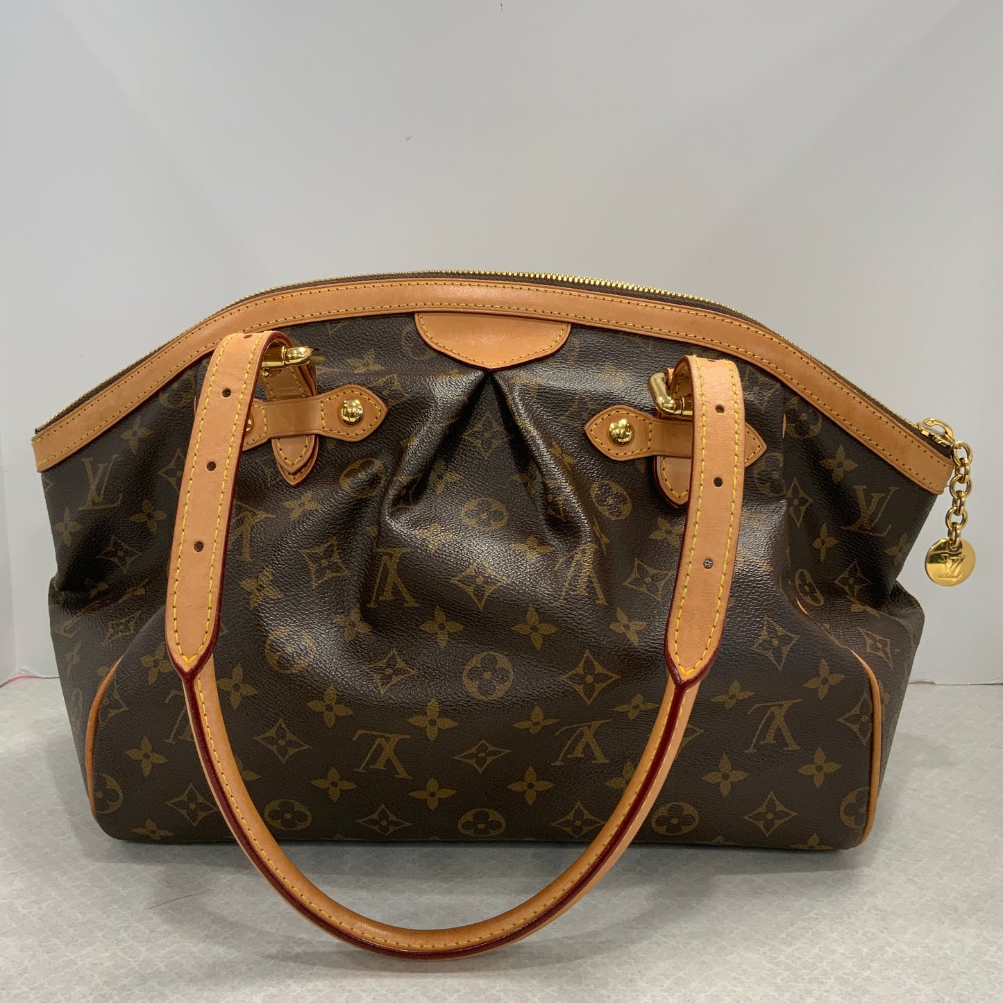 Handbag Luxury Designer Louis Vuitton, Size Medium