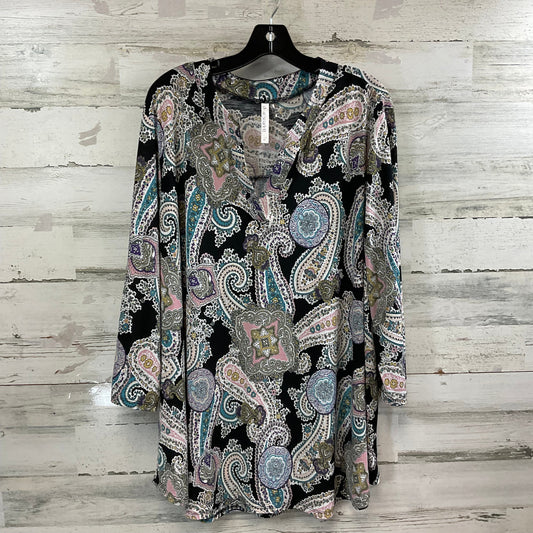 Top 3/4 Sleeve By DEAR SCARLETT In Black & Blue, Size: 3x