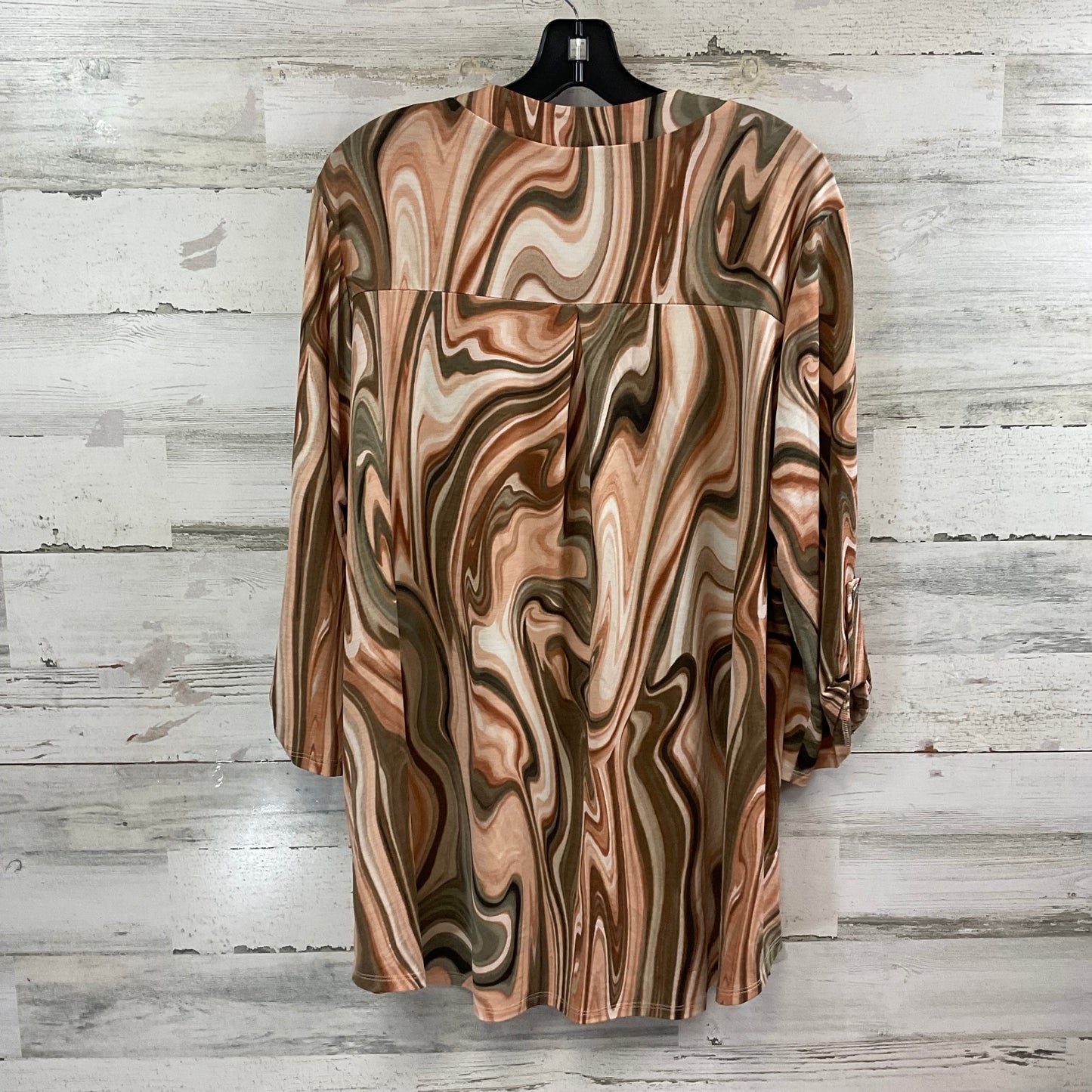 Top 3/4 Sleeve By DEAR SCARLETT In Tan, Size: 2x