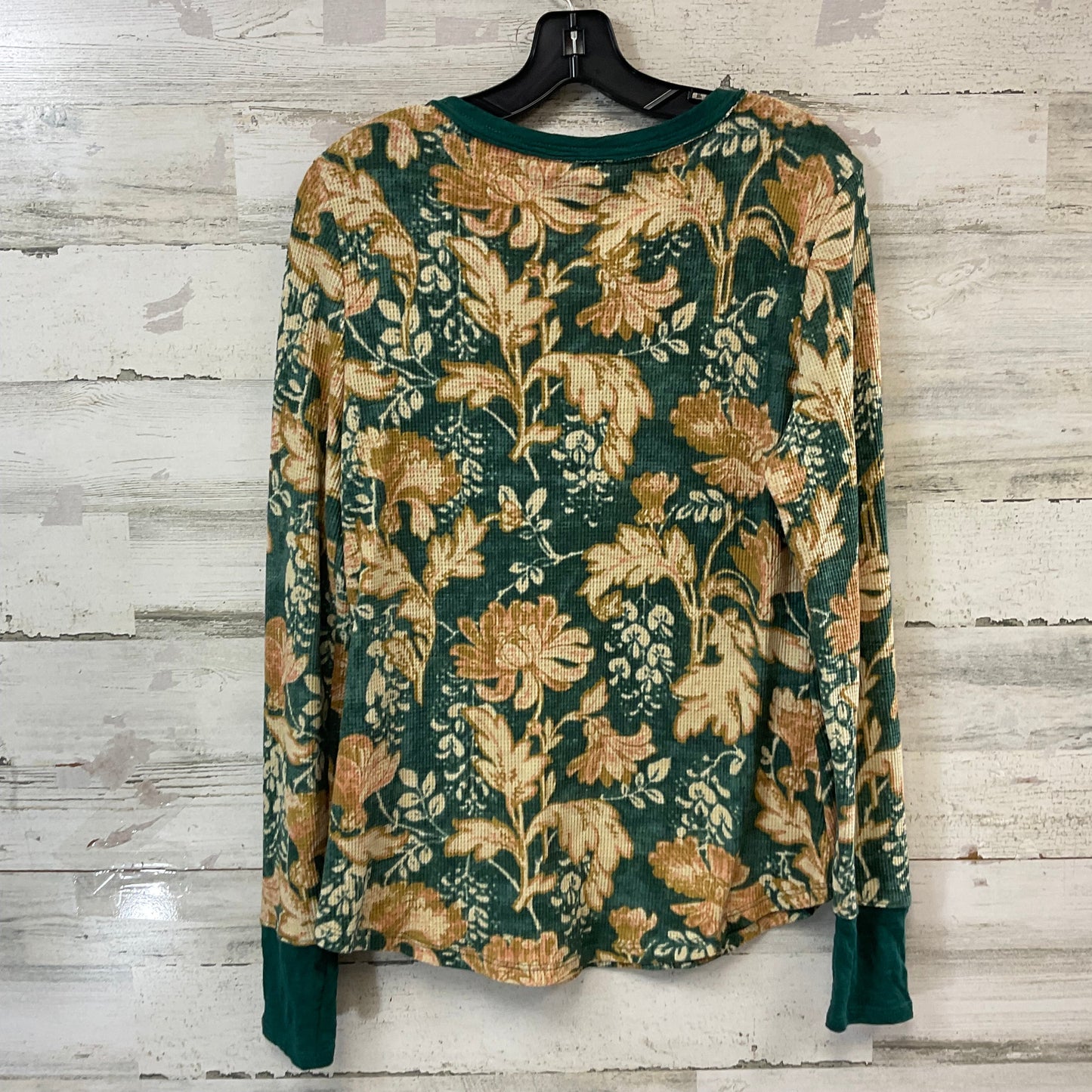 Top Long Sleeve By Pilcro In Green, Size: Xl