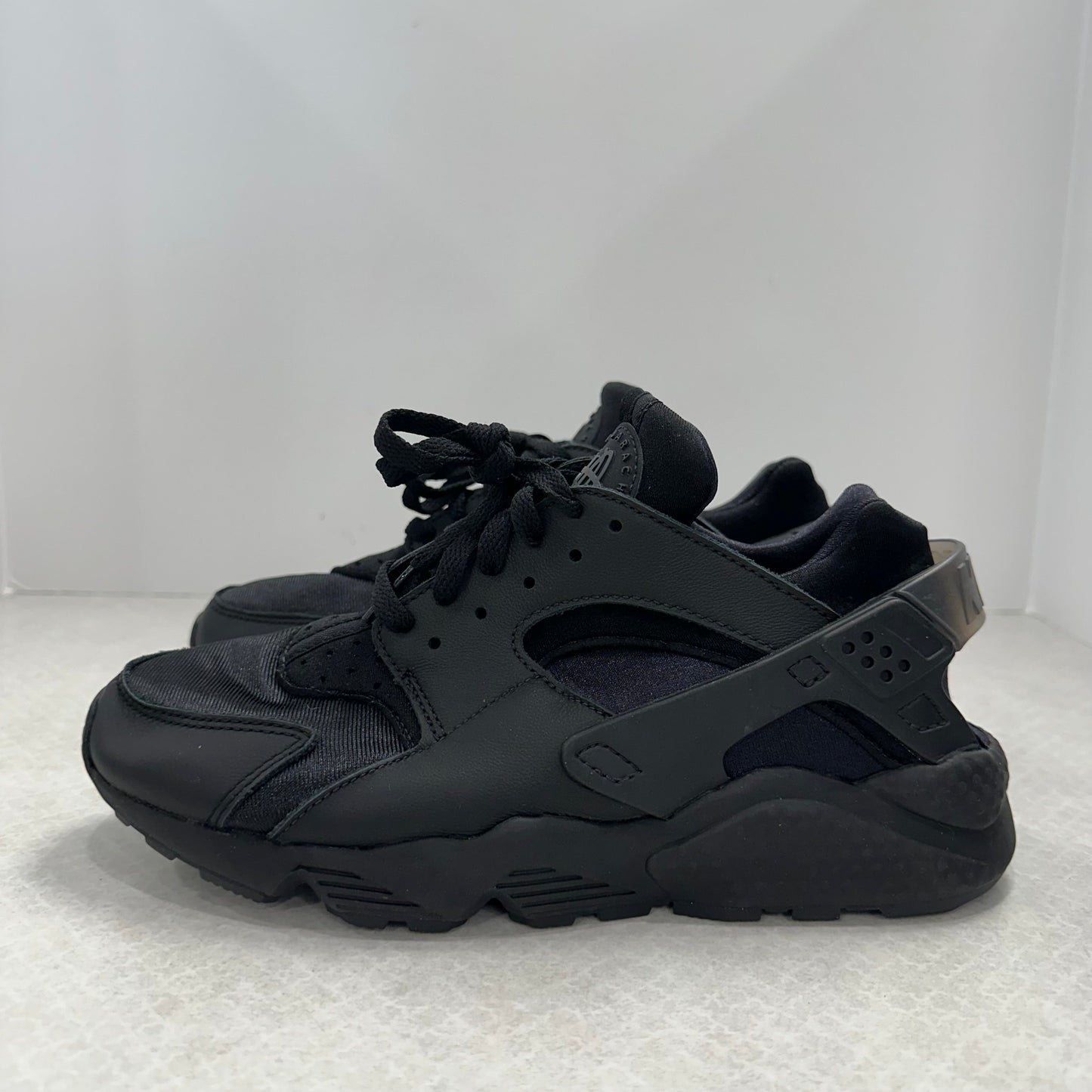 Shoes Athletic By Nike In Black, Size: 7.5